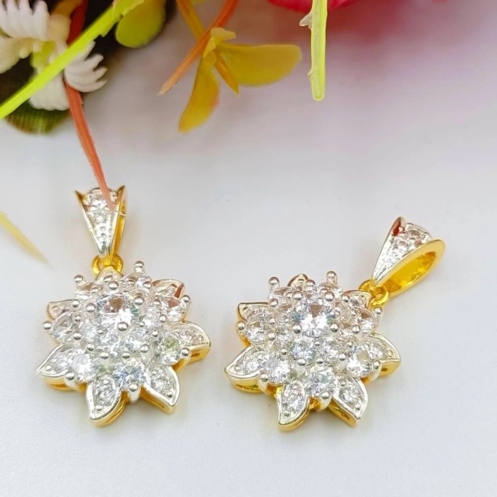 C31 จี้เพรชแฟชั้น จี้ใส่สร้อย จี้สวยๆ งานฝังเพชร ใส่ติดตัว