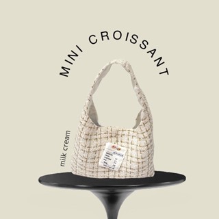 Wyllabrand กระเป๋าผ้า Mini Croissant Milk Cream