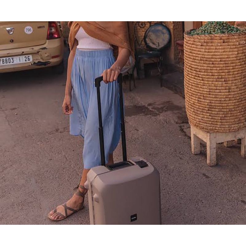 กระเป๋าเดินทาง Lojel Voja ขนาดเล็ก 21 นิ้ว