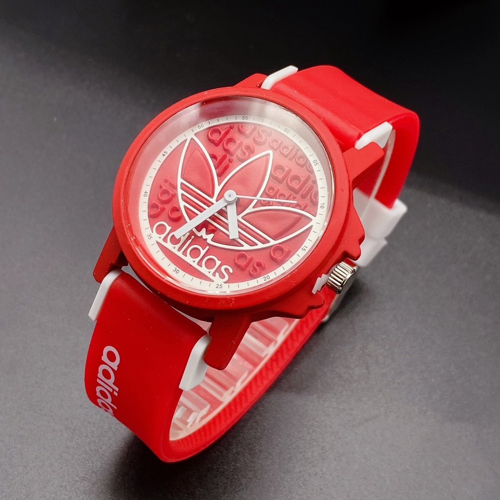 นาฬิกาข้อมือแฟชั่น ยี่ห้อดัง adidas-nike สายยาง ระบบควอทช์ หน้าปัดขนาด 30มม. มีให้เลือกหลากสี สวมใส่