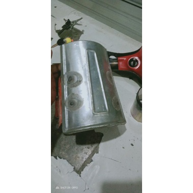 แผง Honda c50 กระโถนผูก C50 กระโถนหน้าอก Honda c50