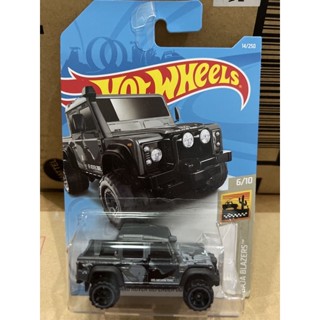 Hotwheels ‘15 Land Rover Defender Double Cab