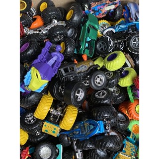 Hot wheels Monster Truck ขนาด 1:64 กล่อง สุ่ม 8 449