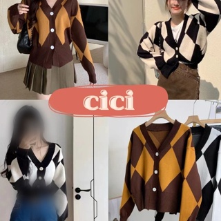 Cici ❣🇹🇭🚚พร้อมส่ง❣(13505)เสื้อไหมพรมแขนยาว คอวีแต่งกระดุม3เม็ด ลายตารางหมากรุกเก๋ๆไสตล์เกาหลีน่ารักมากๆ