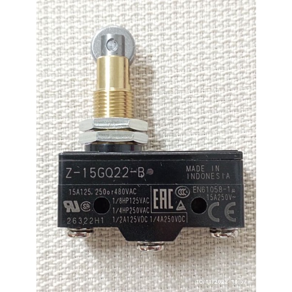Omron Limit switch Z-15GQ22-B ของแท้