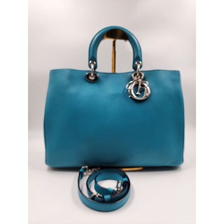 CHRISTIAN DIOR Calfskin Medium Diorissimo Bag Blue size 14