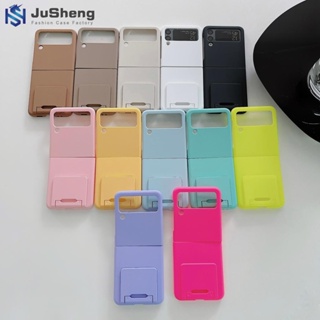 Jusheng เคสโทรศัพท์มือถือ สัมผัสคล้ายผิวหนัง มีขาตั้ง 12 สี สําหรับ Samsung Z Flip5 Z Flip4 Z Flip3