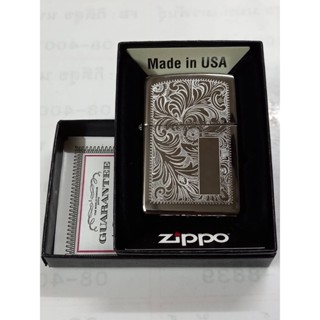 Zippo 352 venetian chrome สีเงิน ผิวโครเมี่ยมขัดเงา ลายแกะลงเนื้อ 2ด้านหน้าหลัง ของใหม่ไม่ผ่านการใช้งาน มาพร้อมกล่อง รับ