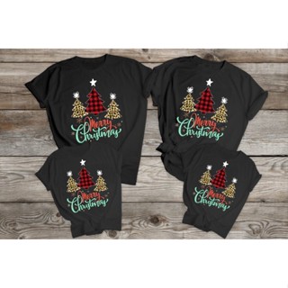 เสื้อยืด Lovely Family Matching Clothes Leopard Plaid Xmas Trees Print Family Outfits Fashion Basic  Christmas Gift