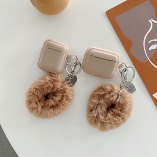 เคสหูฟัง ซิลิโคนนุ่ม พร้อมสายคล้อง ประดับตุ๊กตา สีน้ําตาล สําหรับ airpods pro gen 2 1 2 pro 3