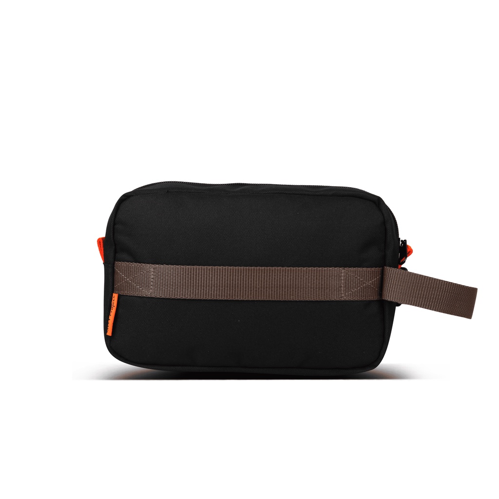 ANT PROJECT - Clutch Bag LINEAR BLACK - กระเป๋าเก็บของ