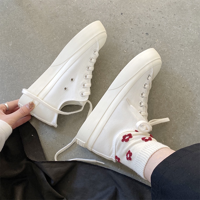 MISTERY รองเท้านักเรียนผู้หญิง รุ่น CALM LOW TOP สีขาว（MIS-508）