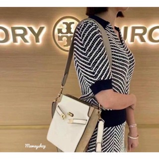 TORY BURCH LEE RADZIWILL PEBBLED BUCKET BAG(สีครีมขาว)