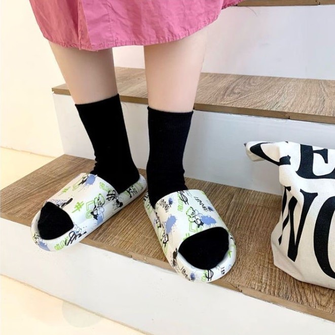 LGShoes สินค้าขายดี👑รองเท้าแตะแฟชั่น ลายการ์ตูนสีสันสดใส มีให้เลือกจุก 3 ลาย  🌷สวยน่ารักมากๆ