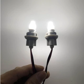 ไฟหรี่ T10 เซรามิคหัวเหลี่ยม 12V-24V สามารถเลือกได้ ใช้ได้ทั้ง รถยนต์ และ มอเตอร์ไซค์