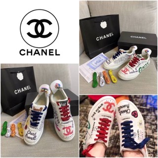 รองเท้า CHANEL X PHARRELL WILLIAMS LIMITED EDITION SS19 GRAFFITI SNEAKERS