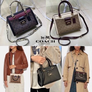 Coach Grace Carryall In Signature Canvas (COACH CD701)