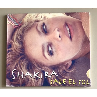 ซีดีเพลง ของแท้ ลิขสิทธิ์ มือ 2 สภาพดี...ราคา 229 บาท “Shakira” อัลบั้ม "Sale el Sol" *แผ่น Made In EU*