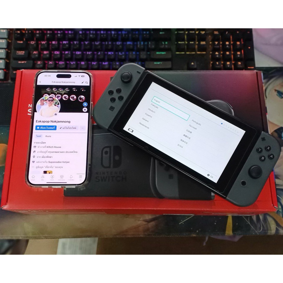 เครื่อง Nintendo Switch V.2 กล่องแดง อุปกรณ์ครบกล่อง มือสอง สภาพสวยๆ