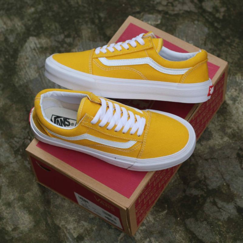 Vans Oldskool Women & 39;s รองเท้าสีเหลืองสีเหลืองรองเท้าผ้าใบทํางาน Hangout Casual Cool ของขวัญตลกส