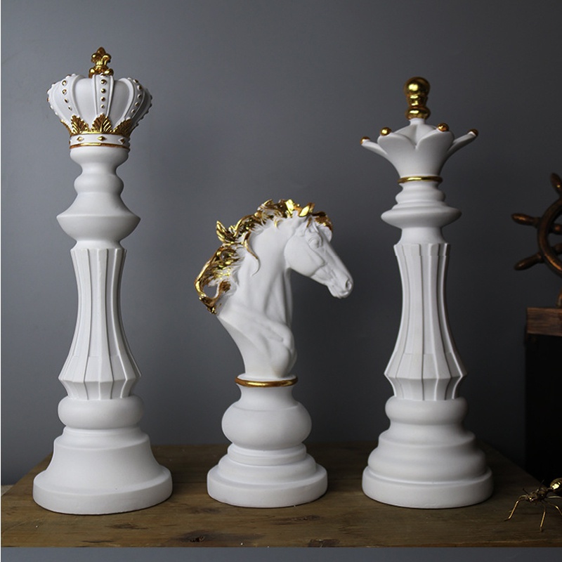 1Pcs Chess Pieces Luxury Chess Board Game Accessories Retro Backgammon Interior Home Decor 40cm Figurines Ornaments Szac