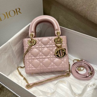 พรี​ ราคา9400 Dior Lady หนังแกะ กระเป๋าโซ่ กระเป๋าสะพาย กระเป๋าสะพายไหล่17*8*14cm