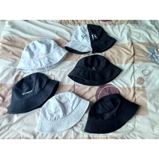 หมวกทรงบัคเก็ต Bucket Hat เนื้อผ้าดี พร้อมส่งทันที !