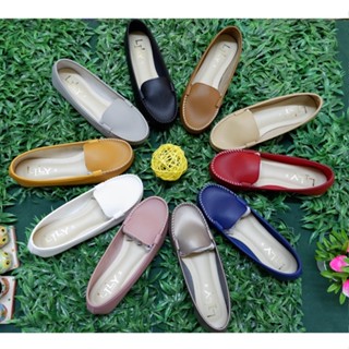 Size 41-45 รองเท้าคัทชู แบบหน้าเรียบ สวยๆ Lily Shoes [โค้ด SEUWS922 ลด 20%]