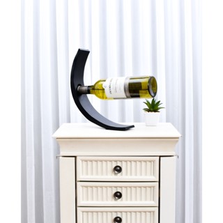 Leewadee Decorative Wooden Wine Holder ที่วางขวดไวน์ ที่ตั้งขวดไวน์ ที่วางขวดน้ำ ของแต่งบ้านทำจากไม้ ขนาด 29x6 cm.