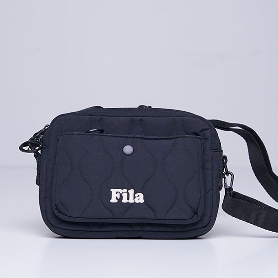[ลดล้างสต็อค] กระเป๋า FILA Quilting Cross Bag (ดำ)