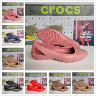 Crocs รองเท้าแตะลําลอง ส้นแบน น้ําหนักเบา กันลื่น สําหรับสตรี 202811