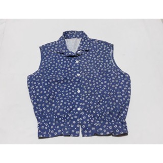 เสื้อแขนกุดมีหลายแบบ