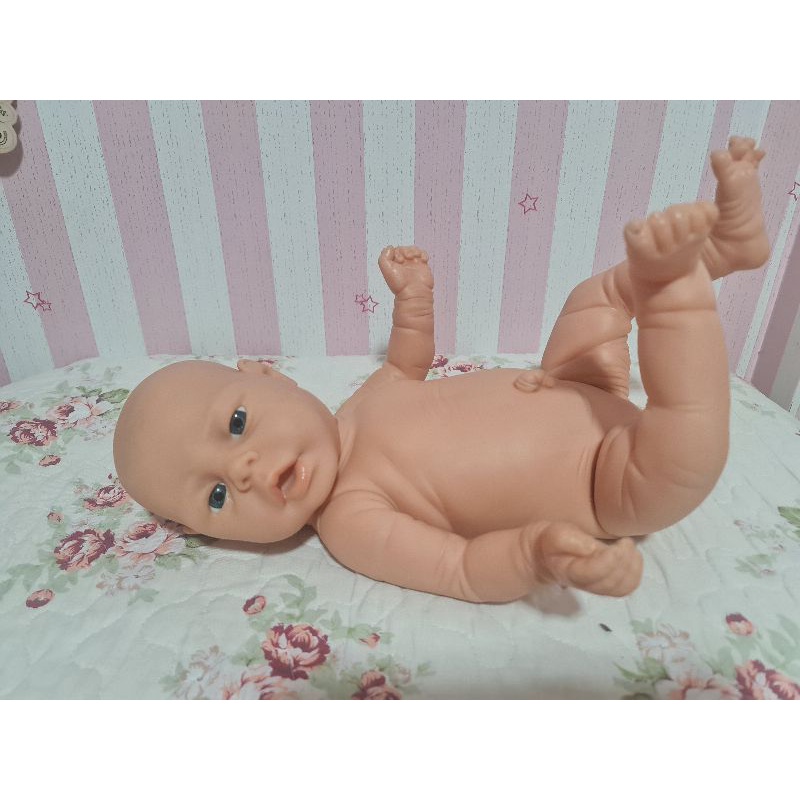 ตุ๊กตาทารก รีบอร์น ตุ๊กตารกงานเหมือนจริง ตุ๊กตารีบอร์น  งาน ซิลิโคน ยางนิ่มทั้งตัว (มือ2)