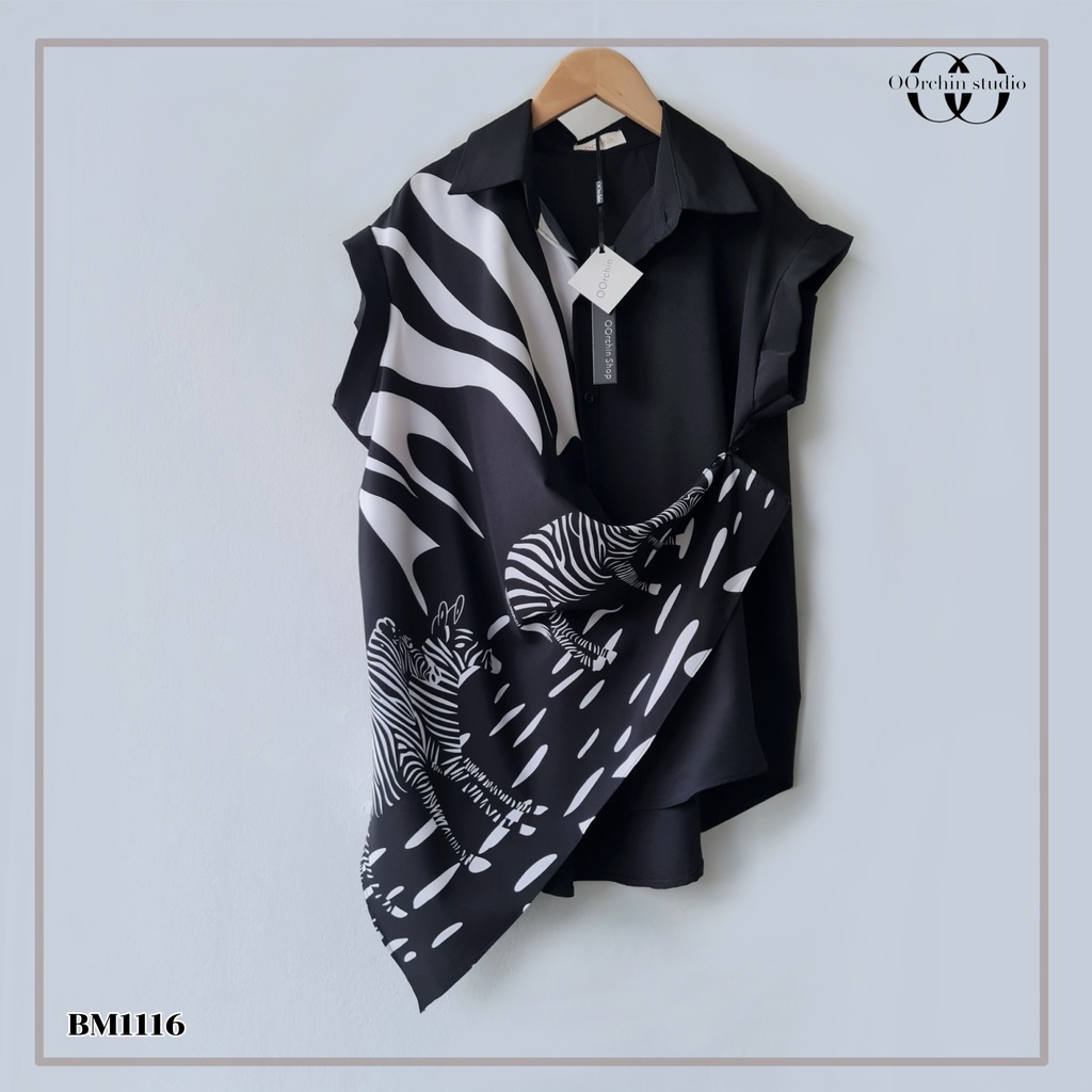 BM3306 เสื้อเชิ้ต แขนล้ำ ผ้าเนื้อนิ่มลื่น เบาใส่สบาย น่ารักมาค่า สามารถใส่ได้ 2 แบบ นะคะ อก 44 ยาว 24 ทรงโอเวอร์ไซส์