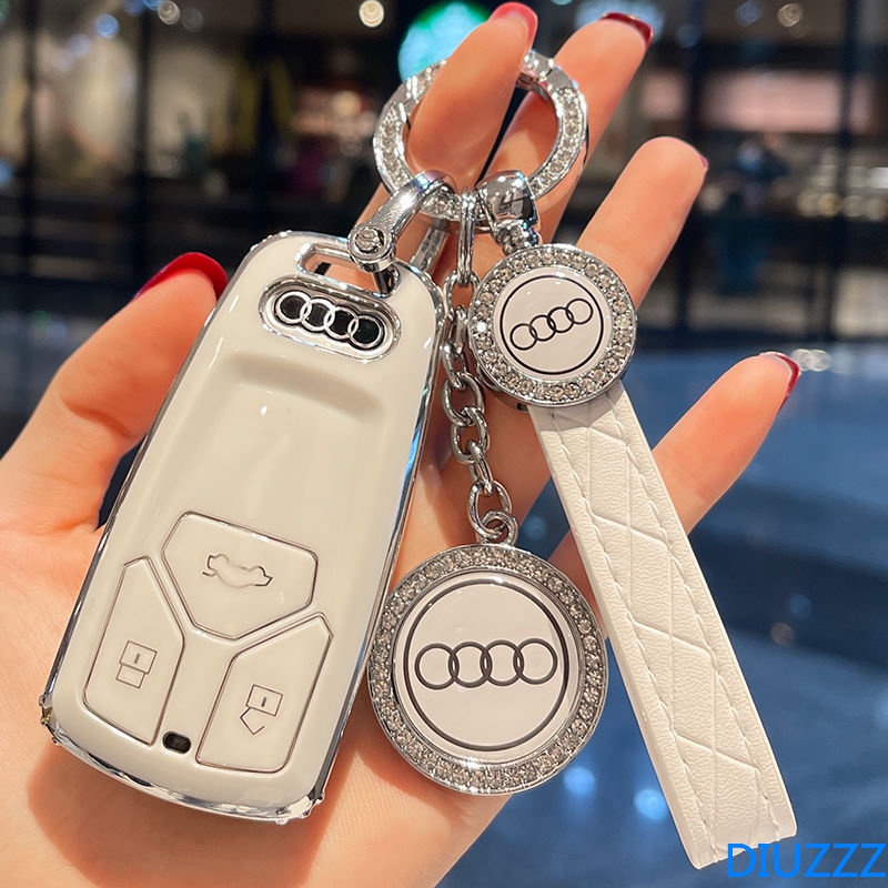 เคสกุญแจรถยนต์หนัง พร้อมแหวนคล้อง สําหรับ Audi A6 A1 A3 A7 A5 Sportback C7 C5 A4 B9 R8 Tt Mk2 C6 8p Q7 S7 Q8 A8L RS 3 S4 S6