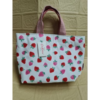 กระเป๋ากระเป๋าเก็บอุณหภูมิ cath kidston มือหนึ่ง