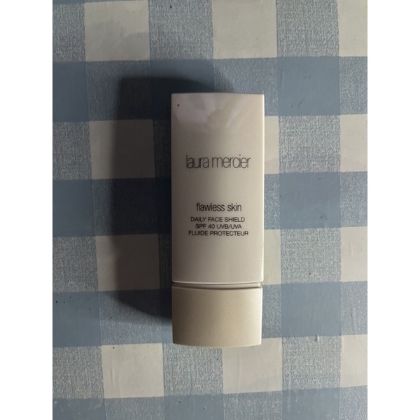 ขวดเปล่า laura mercier
