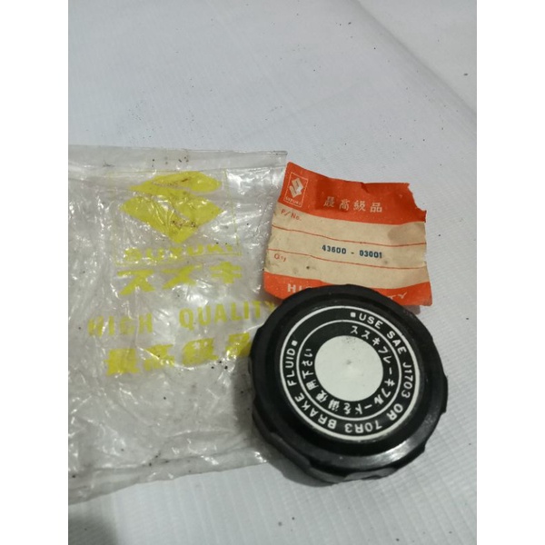 ฝาครอบหลักเบรคหน้า Suzuki GT 185 gt185 250 380 GP gp125 125 เดิม
