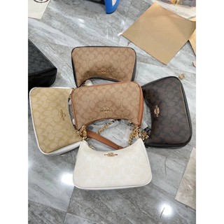 กระเป๋าสะพายข้างผู้หญิง coach โคช Hi-end size9”