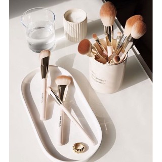 Rare beauty Brush🐰 (กดเลือกตัวเลือกค่า)