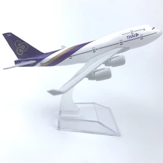 [16cm] โมเดลเครื่องบิน รวมชุดการบินไทย Scale1:400 ทำด้วยเหล็ก พร้อมฐานตั้งโชว์ เหมาะในการให้เป็นของขวัญ ตังโชว์