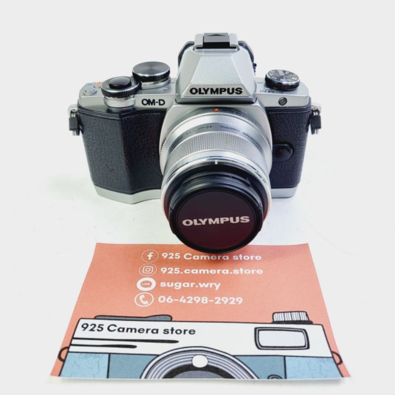 OLYMPUS EM10 + 45mm f1.8