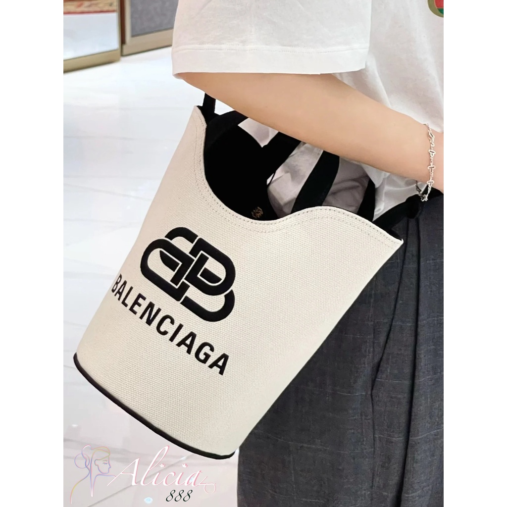 BALENCIAGA XS Wave New Handbag in White 599332 Medium Tote Bag