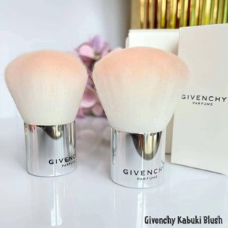 แปรงแต่งหน้า Givenchy Kabuki Blush