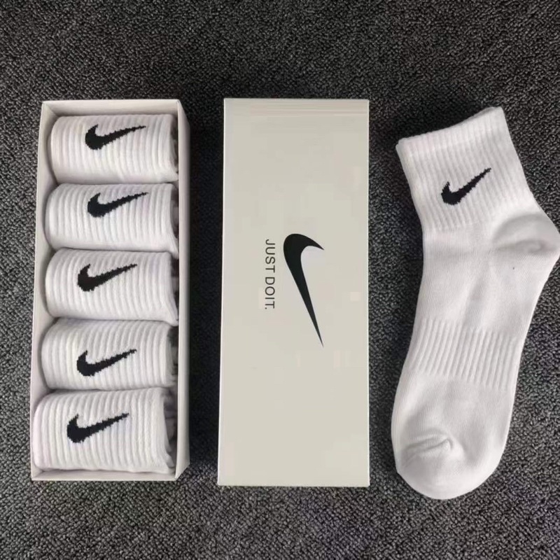 ถุงเท้า NIKE ไนกี้ วิ่ง กล่องนึงมี 5 คู่สีเดียวกัน