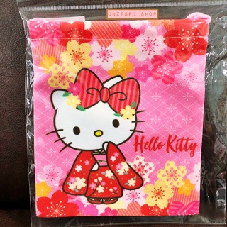 กระเป๋ารูดเชือก Hello Kitty x Japan (Limited) ลาย Kimono สีชมพูแดง ขนาด 21 x 18 ซม.