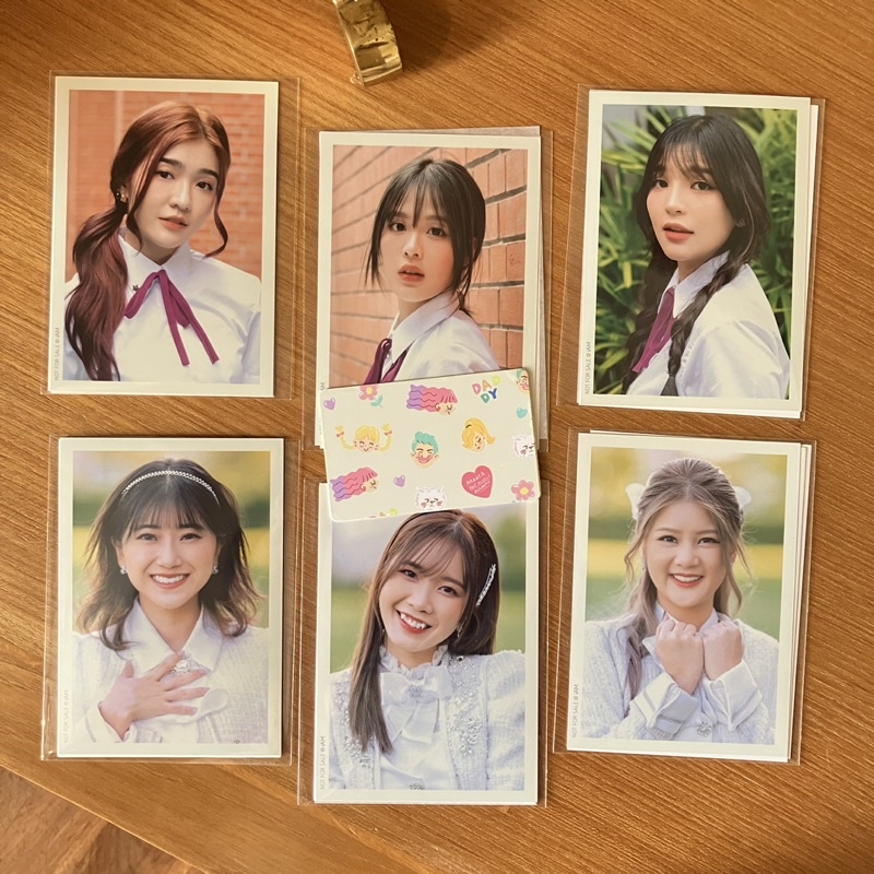 💜 BNK48 🥇 1st Generation Jiwaru 📓 รูปจากผ้าเช็ดหน้า และสมุด