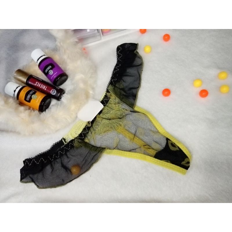 ผู้หญิงเซ็กซี่กางเกงชั้นในลูกไม้ g string ก้นผีเสื้อ