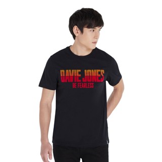 DAVIE JONES เสื้อยืดพิมพ์ลายโลโก้ สีดำ ทรง Regular Fit Logo Print T-Shirt in black LG0029BK