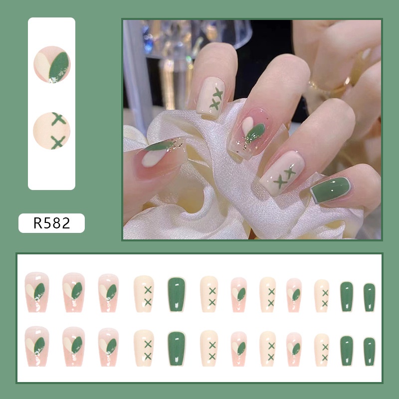 เล็บปลอม【R582】 เล็บปลอมกันน้ำ อุปกรณ์ทำเล็บ ถูกสุด
